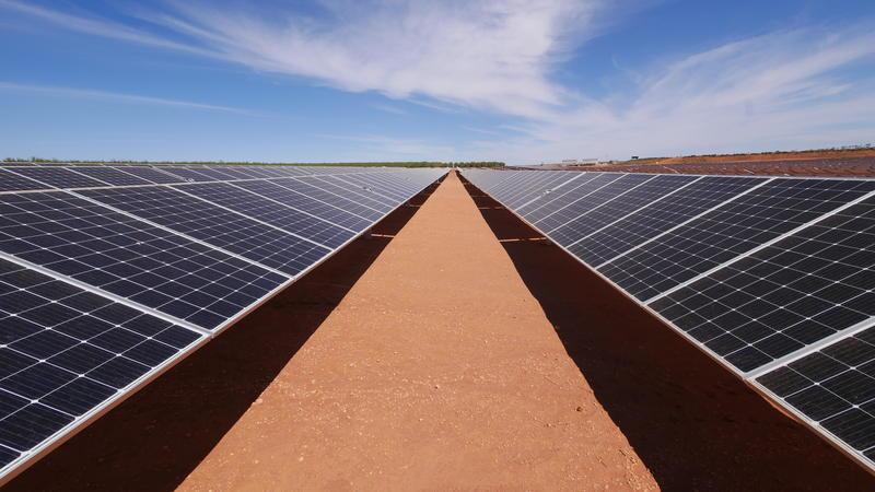 25MW Barcadline Solar Park, Queensland, Australia